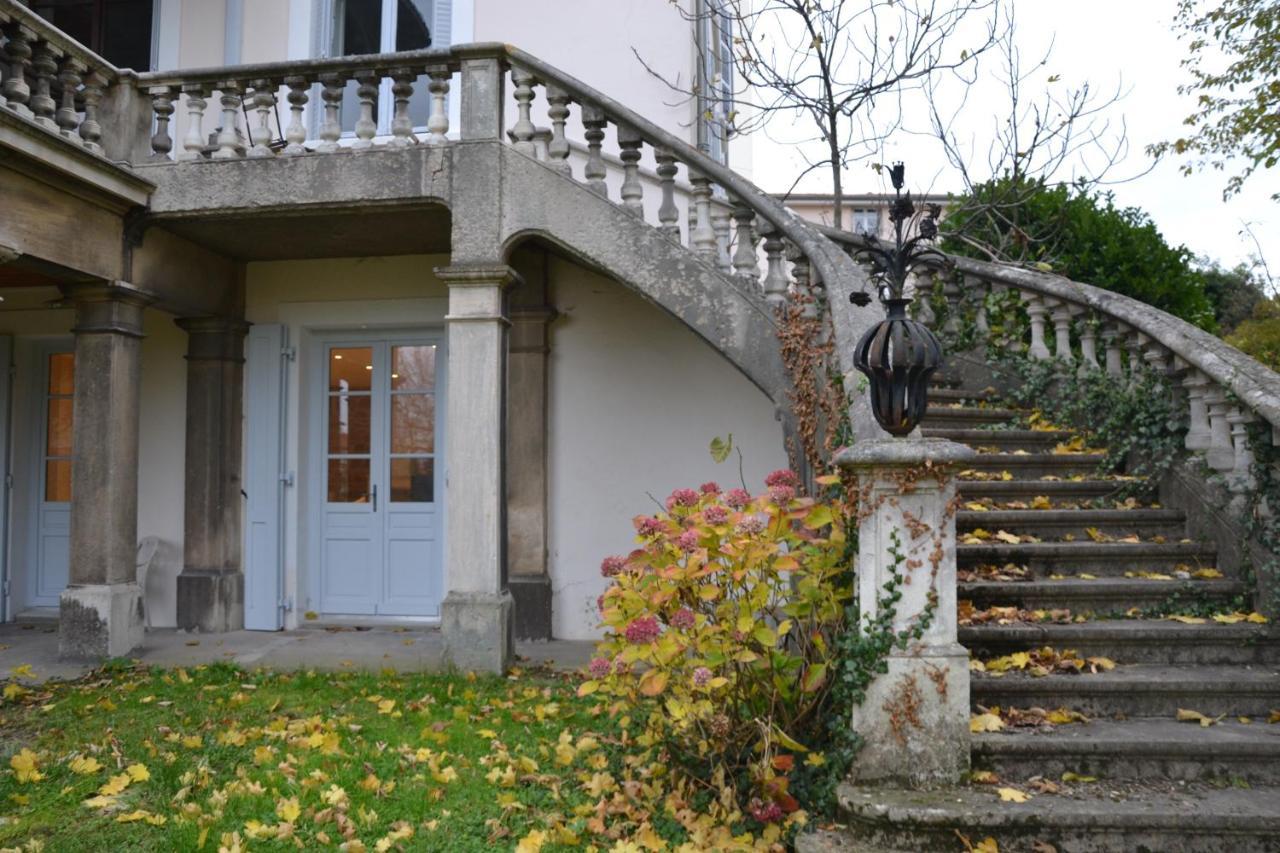 Apartamento Sur La Colline Lyon Exterior foto