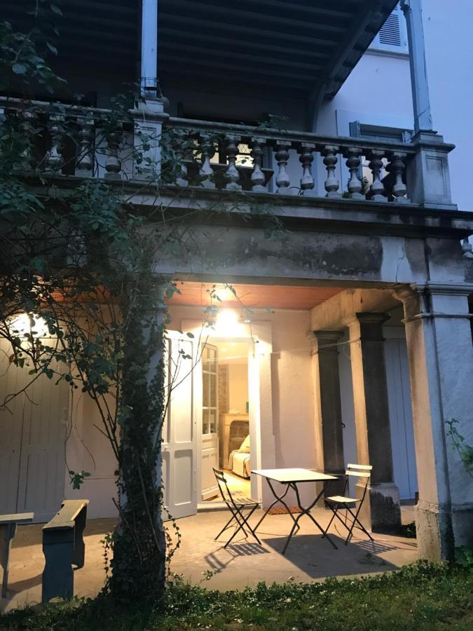 Apartamento Sur La Colline Lyon Exterior foto