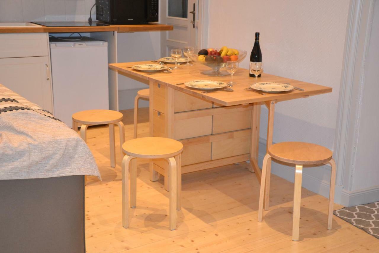 Apartamento Sur La Colline Lyon Exterior foto